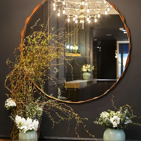 Square Louvois Hotel 4*